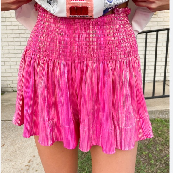 QUEEN OF SPARKLES Pants - Queen of sparkles hot pink pleated shorts. Size XS. Never worn.